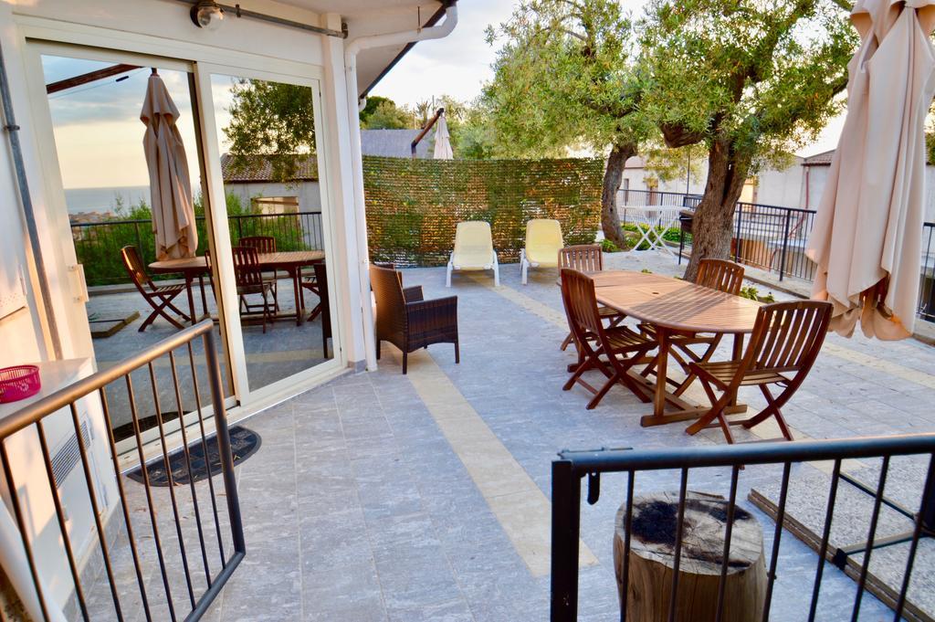 Villa Vittoria Чефалу Екстериор снимка